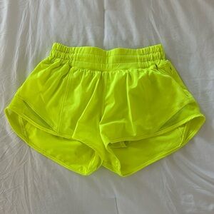 Lululemon hotty hot shorts 2.5